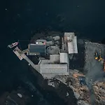 Arctic Fishermans Lodge- Sauna Included * Moskenes