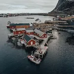 Ferienhaus Arctic Fishermans Lodge- Sauna Included *