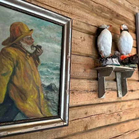 Semesterbostad Arctic Fishermans Lodge- Sauna Included Moskenes