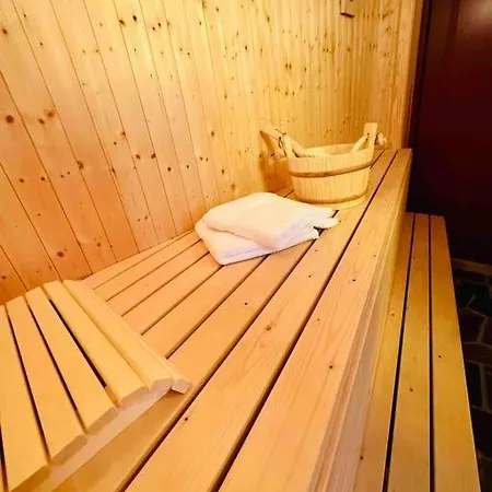 Arctic Fishermans Lodge- Sauna Included Holiday home Moskenes