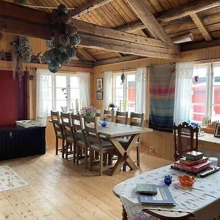 Arctic Fishermans Lodge- Sauna Included Semesterbostad *