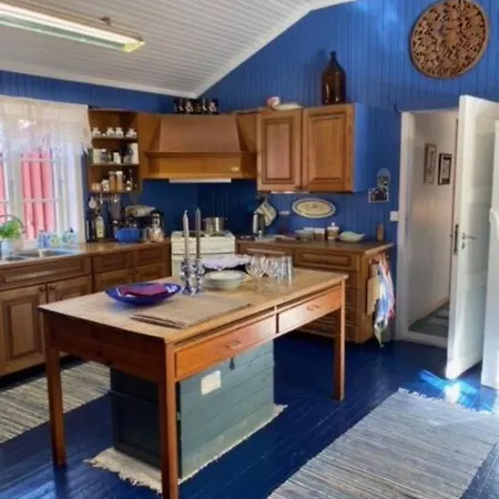 Arctic Fishermans Lodge- Sauna Included Moskenes
