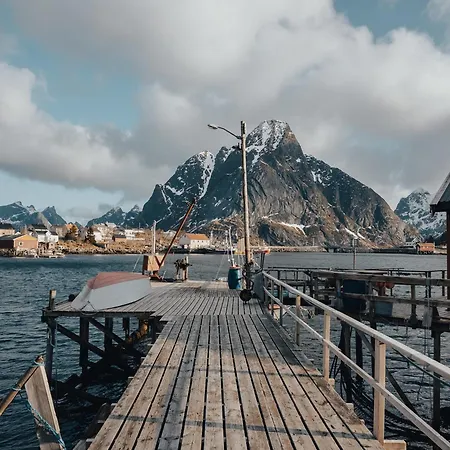 Arctic Fishermans Lodge- Sauna Included Ferienhaus *