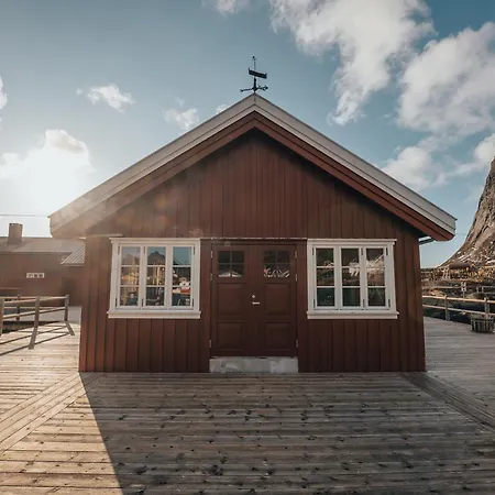 Arctic Fishermans Lodge- Sauna Included Moskenes