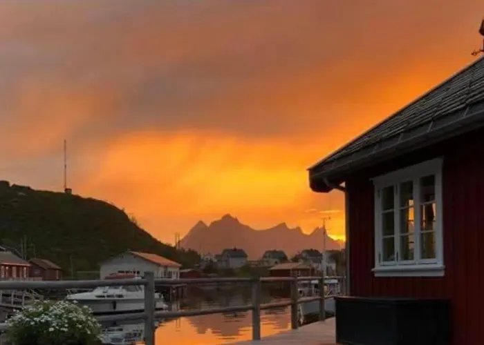 Arctic Fishermans Lodge- Sauna Included Moskenes