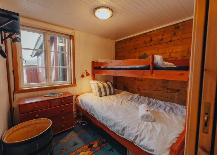 Arctic Fishermans Lodge- Sauna Included Holiday home Moskenes
