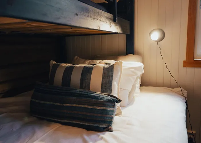 Arctic Fishermans Lodge- Sauna Included *