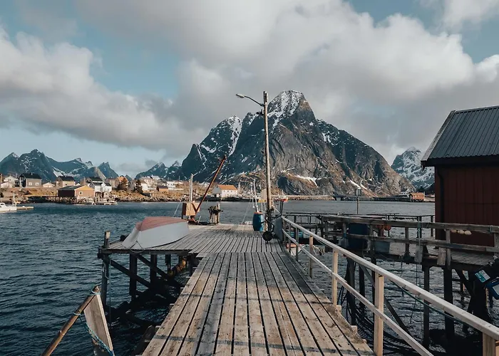 Arctic Fishermans Lodge- Sauna Included 度假居 *