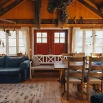 Σπίτι διακοπών Arctic Fishermans Lodge- Sauna Included